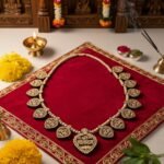 Ram & Sita-Ram Naam 16+1 Pure Tulsi Locket Haar