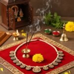 Radha Naam 16+1 Pure Tulsi Locket Haar